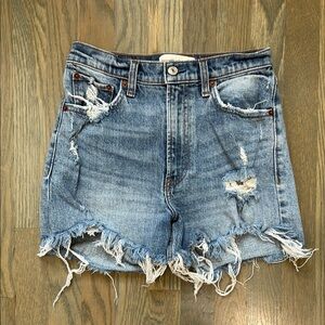 Abercrombie high rise short